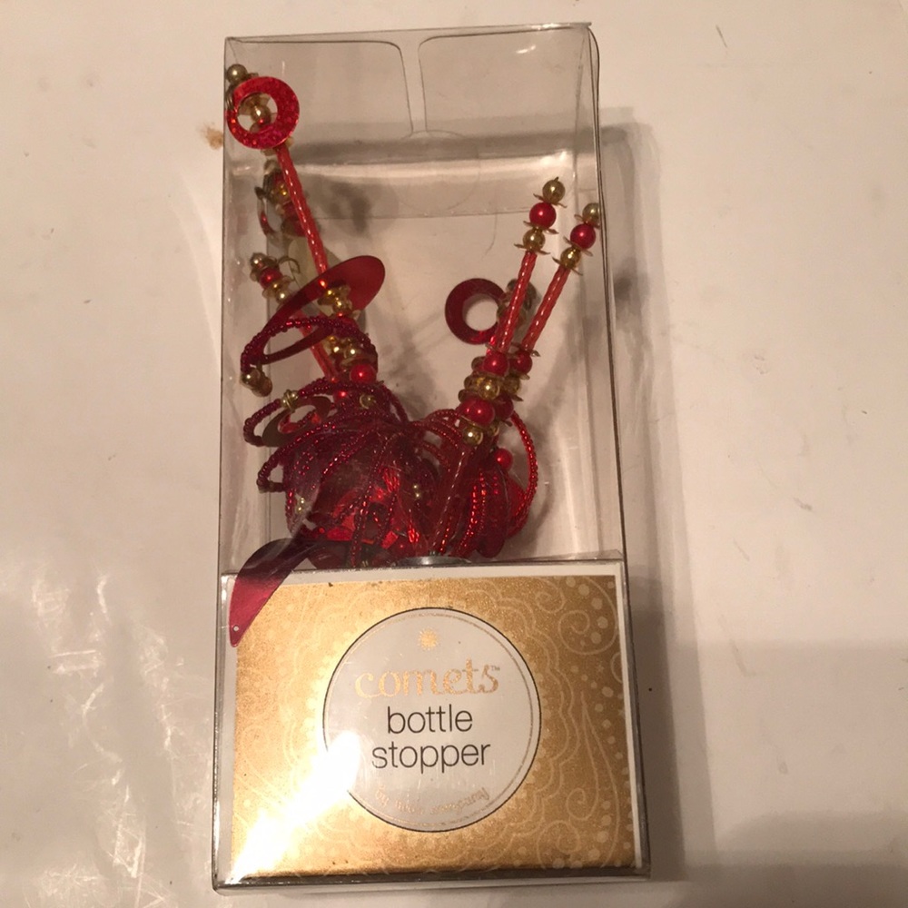 Two’s Company Comet Red/Silver Bottle Stopper
